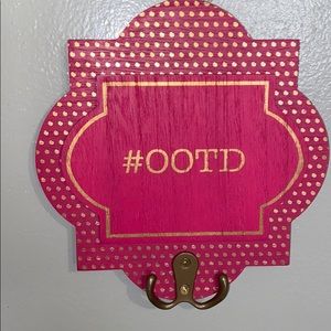 wall jewelry organizer